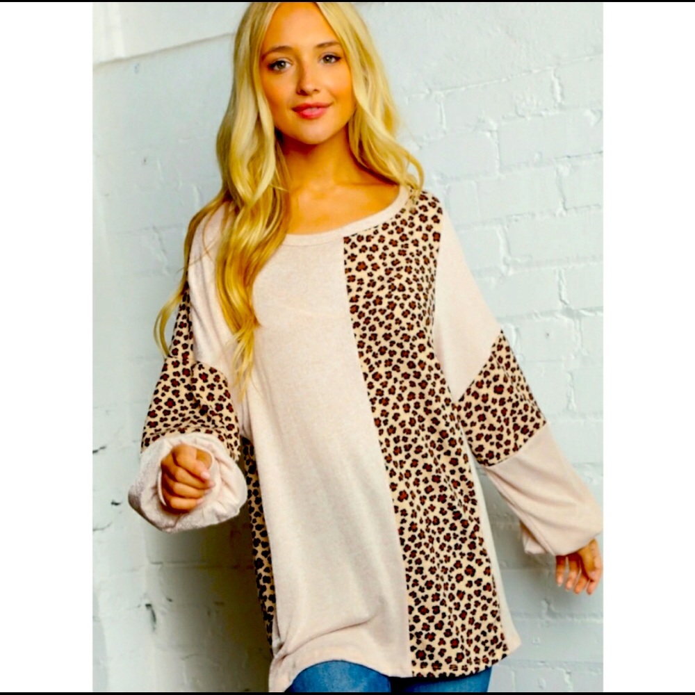OATMEAL & CAMEL 2 TONE ANIMAL LIGHTWEIGHT SWEATER